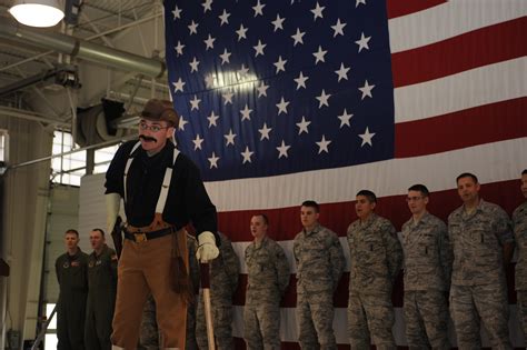Rallying the troops > Minot Air Force Base > Article Display