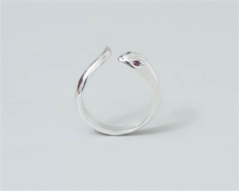 DANAE × MIHO MURAKAMI 【Naga】ring - Ruby | MIHO MURAKAMI