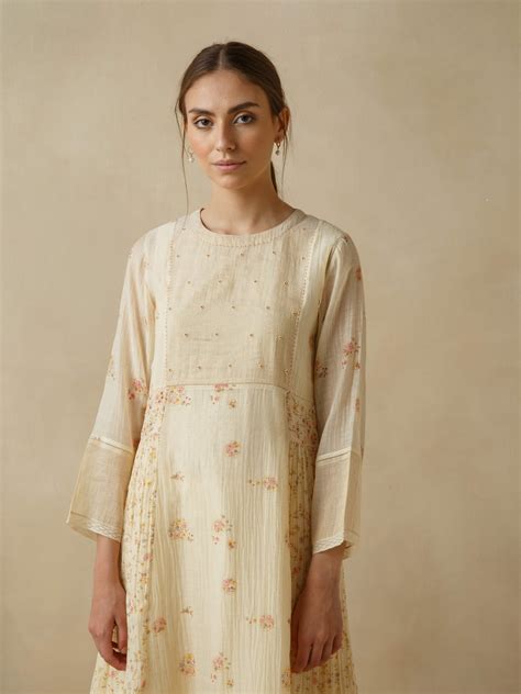 Voice of Nature Dress: Floral Embroidered Maxi Dress