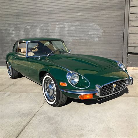 About the only green I see is British Racing Green on Jags. Very nice ...