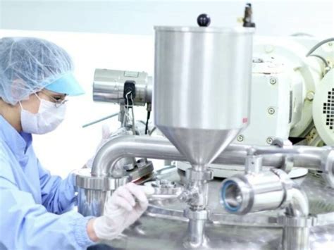 Manufacturing Beauty Products 的图像结果