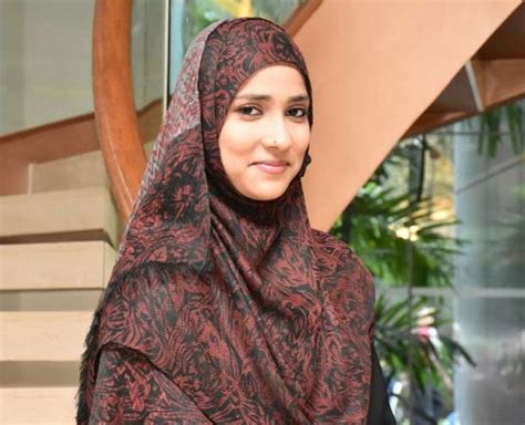 Roshan Jawwad Disable At 16 Mumbai Girl Completes Her Md In Pathology ...