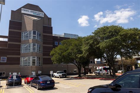 Harris County considers $2.5B bond plan to upgrade hospitals