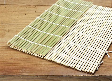 Bamboo Sushi Rolling Mat Makisu | Taiko Enterprises Corp.