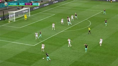 Austria hace historia con su primer triunfo... y Arnautovic la lía con ...