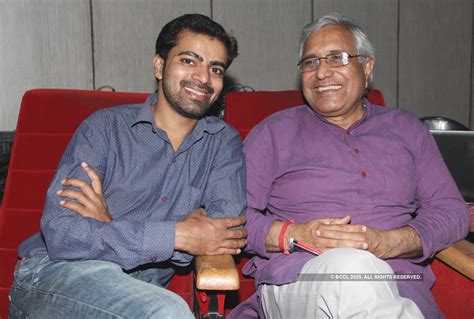 Paglaye Gusse Ka Dhuan: A play- The Etimes Photogallery Page 13