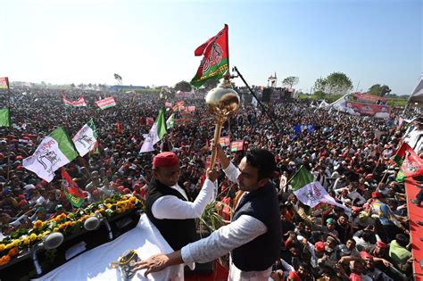 Farmers Movement, TET Paper Leak, Lakhimpur Incident Raised In Akhilesh ...