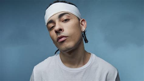 CUANDO EL BAJO SUENA (Lyrics in English) - Trueno