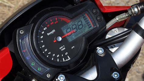 Benelli TNT 600i 2015 STD Bike Photos - Overdrive