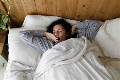 Sleep Talking (Somniloquy): Causes, Treatment, Risks - is it normal to yawn all day