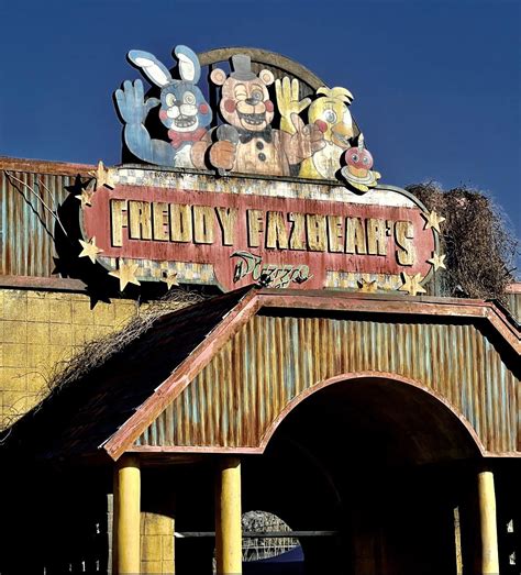 Freddy Fazbear Pizza