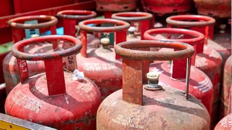 Ujjwala Yojana: UP Officials Push KYC Drive To Secure Gas Subsidy; Over ...