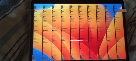 Normal? Macbook Air M1, boot /startup with a graphics bug/error/glitch ...