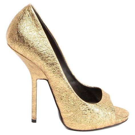 Pre-Loved Giuseppe Zanotti Women's Peep Toe Gold Crinkle Texture Heels ...