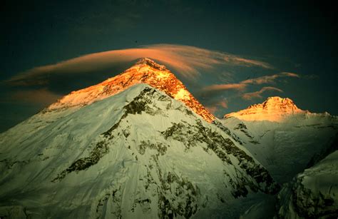 File:Everest - Polish International Mt Everest expedition 99.jpg ...