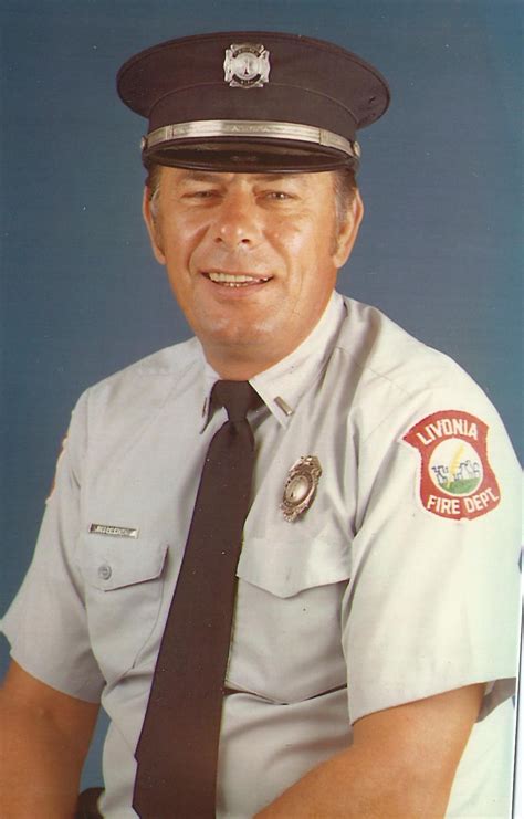 Joseph E. Komos Obituary - Livonia, MI