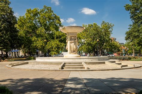 Dupont Circle Neighborhood DC Guide