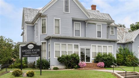 Lindsey-Kyger Funeral Home | Shenandoah VA