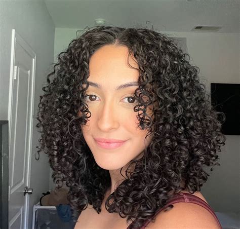 3b Curls | Haircuts for curly hair, Curly hair trends, Curly hair ...