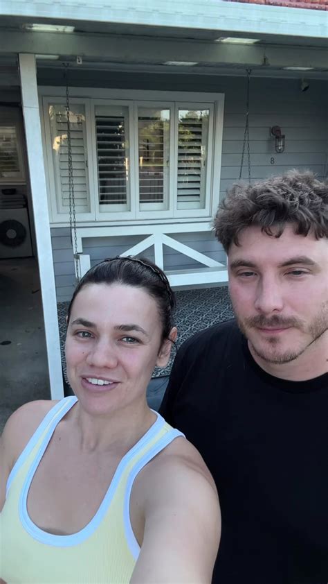 Ben & Jas (@ben_and_jas) - Urlebird