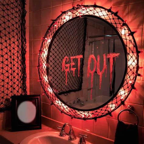 20 Spooky, Stylish And Simple Halloween Bathroom Decor Ideas » Decor Ranch