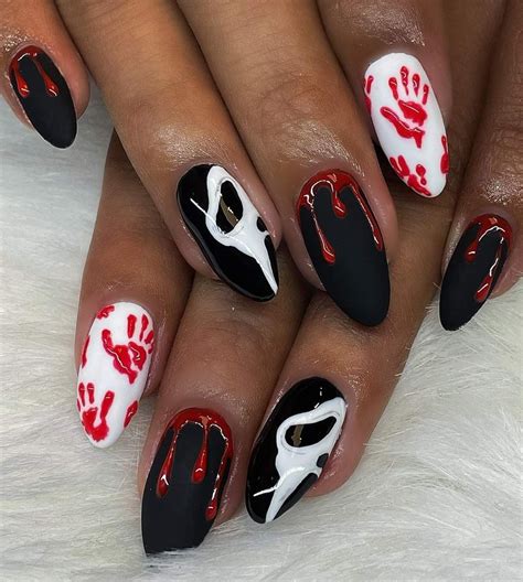 Pin by Joceeyyynelly on Gel nails in 2025 | Horror nails, Halloween ...