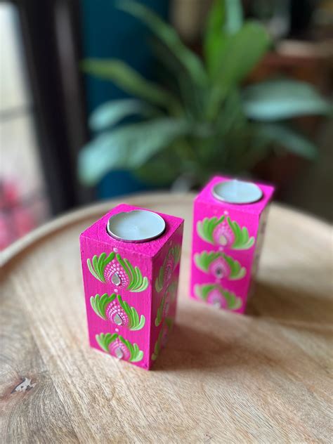 Cylindrical tealight holders – Nartika