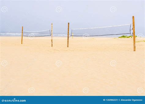 Volleyball Net at the Beach Stock Image - Image of ocean, sunny: 126986331