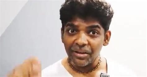 ‘Needs to work on his thighs, arms’: Comedian mimics actors’ reactions ...