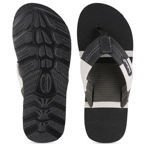 Shop the Best Men’s Flip Flops Online in India – Walkaroo Footwear