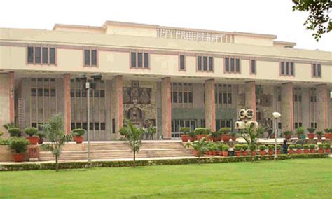 Fundamental Right Of Foreigner Is Limited To Article 21 Of Constitution ...