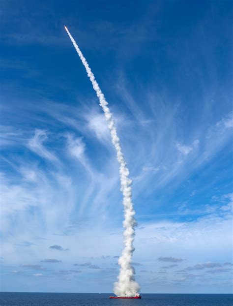 Photos Chine : lancement de neuf satellites en mer Jaune — Chine ...