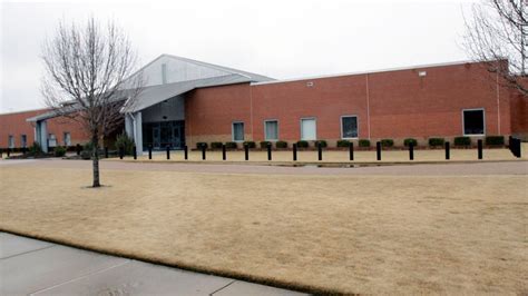 Inmate stabbed in eyeball in latest federal prison violence