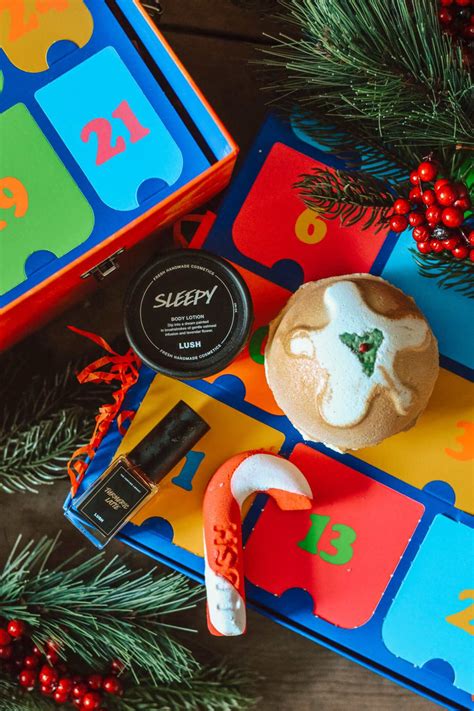 What's inside the Lush Christmas Advent Calendar for 2022 - BEFFSHUFF