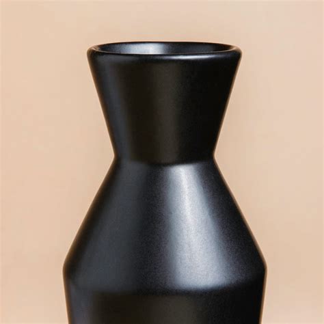 Minimalist Ceramic Vase Black
