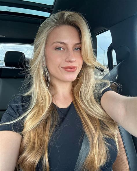 Así es Xandra Pohl, el nuevo 'fichaje' de las WAGs de los Chiefs para animar al lado de Taylor ...