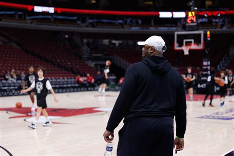 Coaches — Ronnie Fields Elite