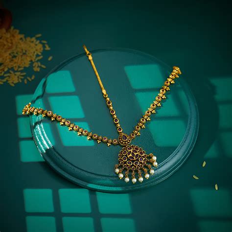 Latest Jewellery Trends to adorn this Wedding Season!