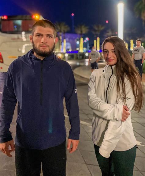 Khabib Nurmagomedov & Liana Jojua : r/WMMA