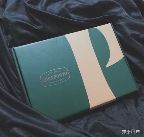 弟弟什么生日礼物最新素材