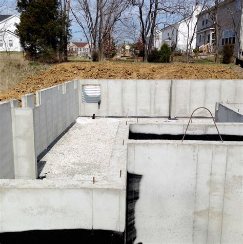 Poured Foundation Walls Concrete Wall Construction: Fenton, MI: Rock
