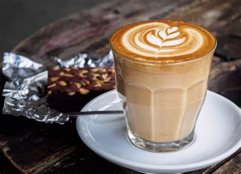 新手咖啡入门——摩卡拿铁意式如何区分？常见咖啡种类图解-搜狐大视野-搜狐新闻