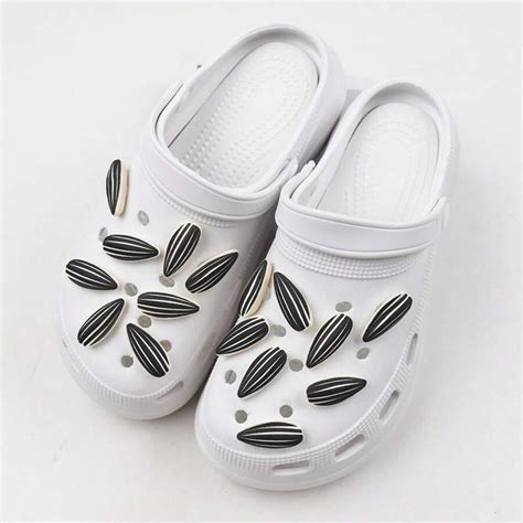 (16pcs/Set) Imitation Sunflower Seeds Detachable Hole Hole Shoes Flower ...