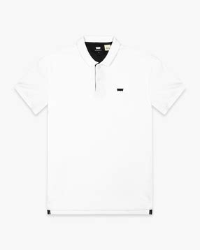 Levis T-Shirts: Buy Polo T-Shirts Online for Men at AJIO