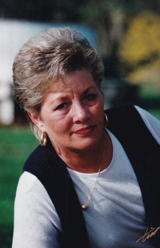 Della Rose Chambers Obituary (2025) - Oneida, TN - West-Murley Funeral ...