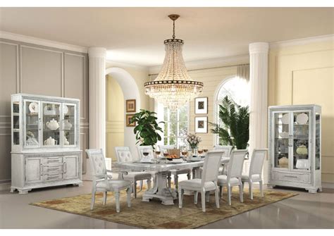 Stella Mia Dining Table