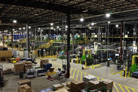 Walmart Upgrades Texas DC in Campaign To Automate Distribution | HomePage News