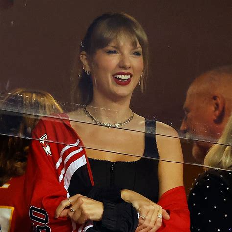 How Travis Kelce broke his own rules after Taylor Swift arrived in New ...