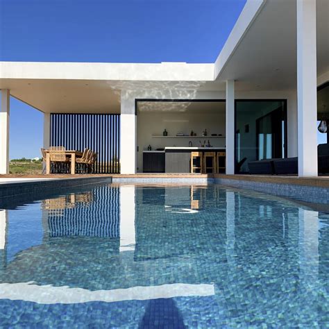 Stay in the best homes in Portugal | Plum Guide