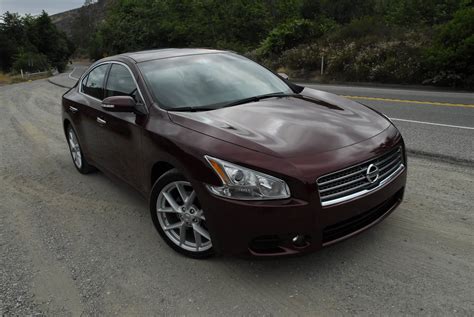 My perfect Nissan Maxima. 3DTuning - probably the best car configurator!